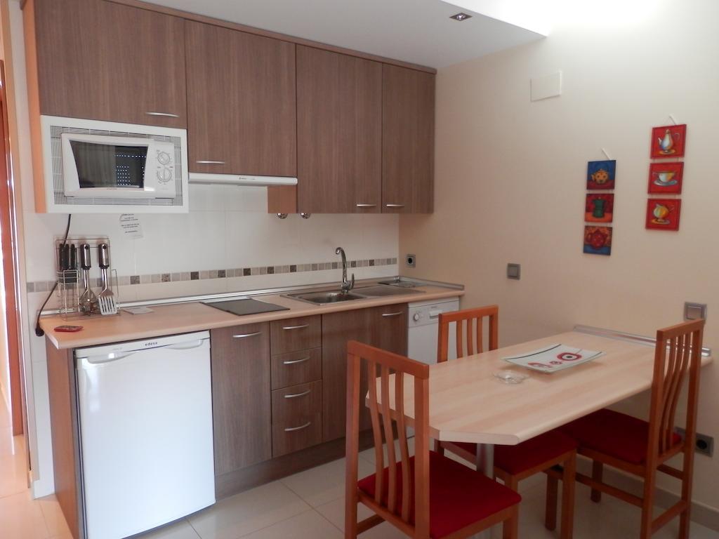 Apartamentos Monte Hernanz Riaza Zimmer foto