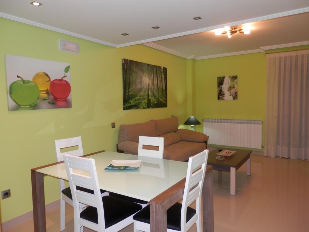 Apartamentos Monte Hernanz Riaza Exterior foto